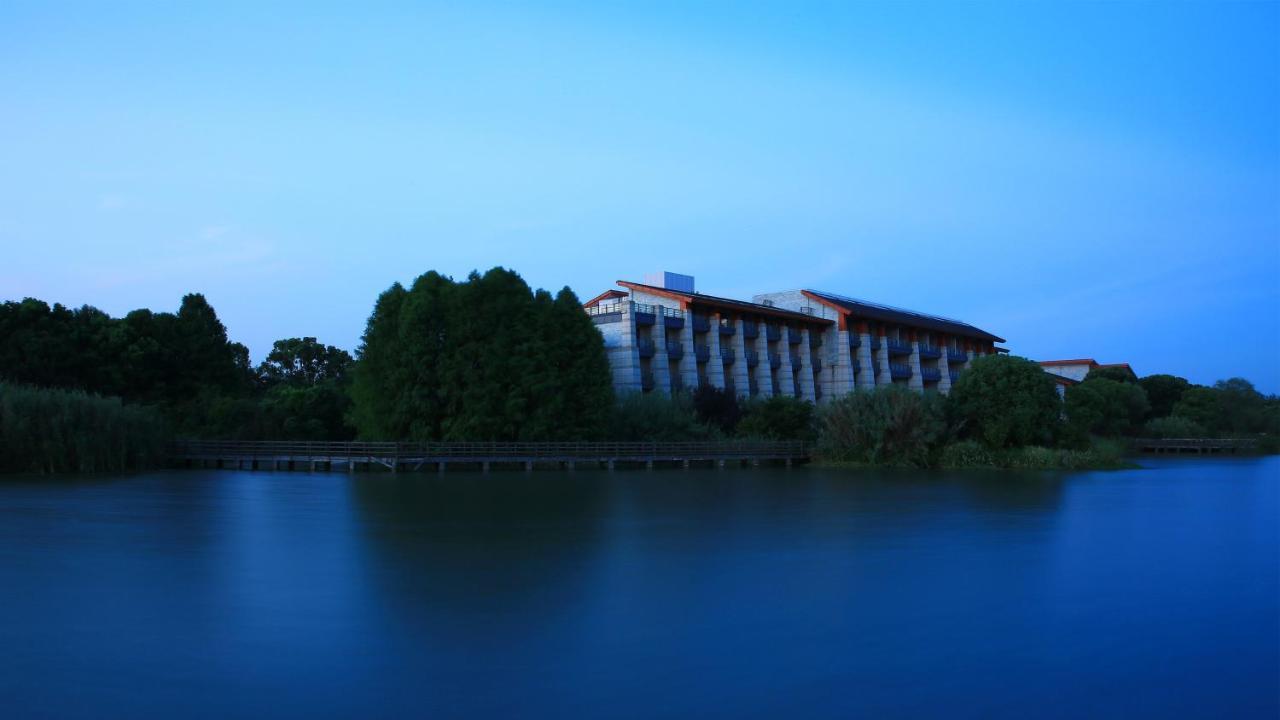 Holiday Inn Kunshan Huaqiao By Ihg Exterior photo
