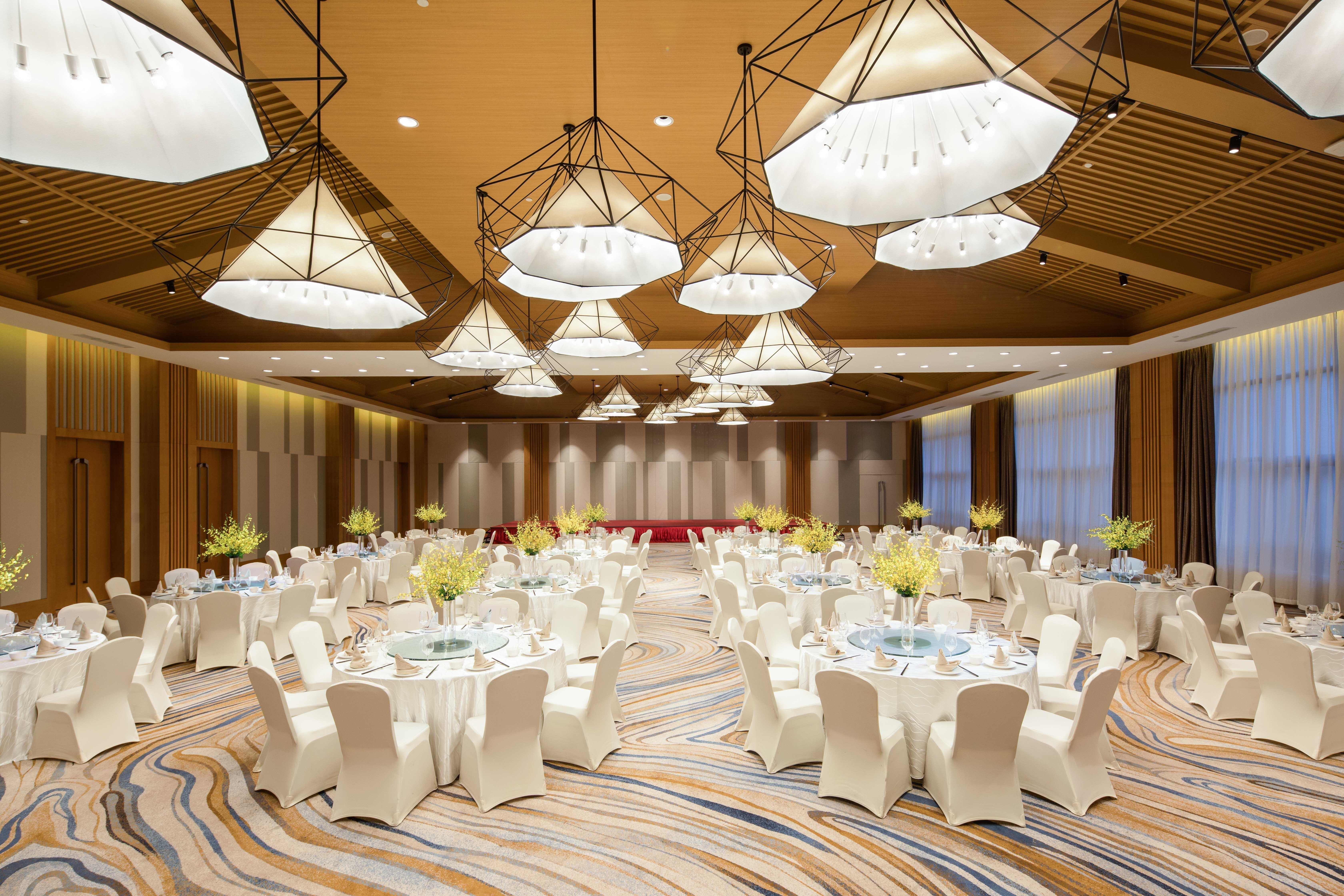 Holiday Inn Kunshan Huaqiao By Ihg Exterior photo